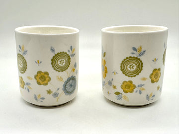 Cups - Set of 2 - White with flowers