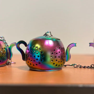 Tea Ball (teapot - rainbow)